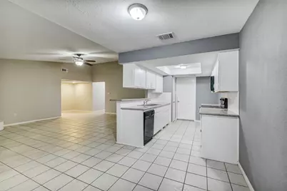 19334 Wood Village Lane, Houston, TX 77084 - Photo 15