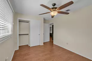11203 Vanderford Dr, Houston, TX 77099 - Photo 7
