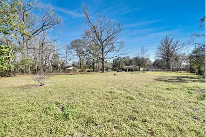 811 Clay Street, Cleveland, TX 77327 - Photo 1