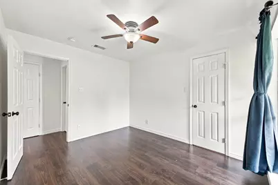 5910 High Star Drive, Houston, TX 77081 - Photo 33