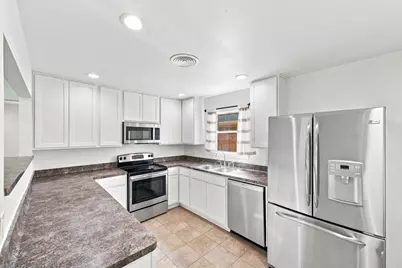 5910 High Star Drive, Houston, TX 77081 - Photo 17