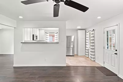 5910 High Star Drive, Houston, TX 77081 - Photo 15