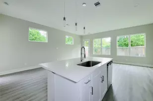 8014 Huntington Spgs Ln, Houston, TX 77093 - Photo 15