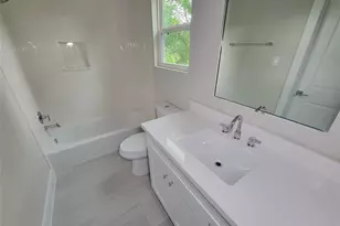 8014 Huntington Spgs Ln, Houston, TX 77093 - Photo 35