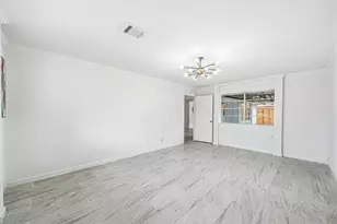 111 Princess Dr, Houston, TX 77034 - Photo 19