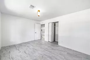 111 Princess Dr, Houston, TX 77034 - Photo 11