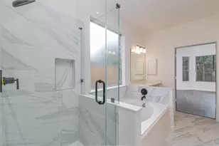 30611 Country Meadows Dr, Tomball, TX 77375 - Photo 17