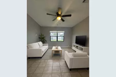 9033 Oak Knoll Lane, Houston, TX 77078 - Photo 3