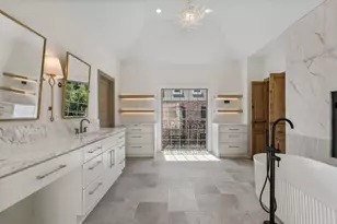 74 Briar Hollow Ln, Houston, TX 77027 - Photo 27