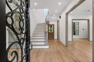 74 Briar Hollow Ln, Houston, TX 77027 - Photo 5