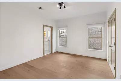 74 Briar Hollow Lane, Houston, TX 77027 - Photo 37