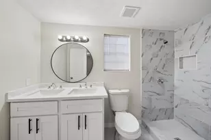 6829 Japonica St, Houston, TX 77087 - Photo 9