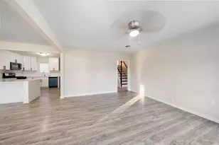 6829 Japonica St, Houston, TX 77087 - Photo 15