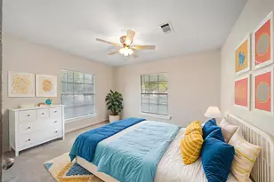 6829 Japonica St, Houston, TX 77087 - Photo 11