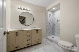 6829 Japonica St, Houston, TX 77087 - Photo 13