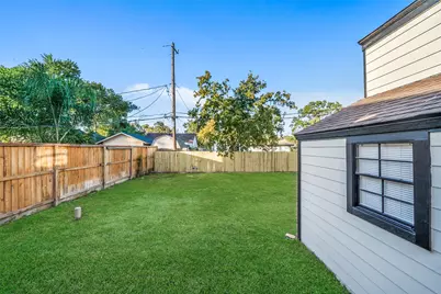 6829 Japonica Street, Houston, TX 77087 - Photo 29