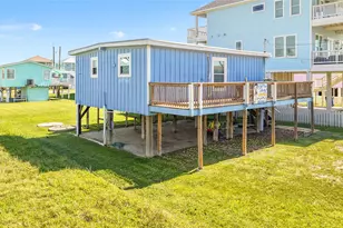 222 Ocean Ave, Surfside Beach, TX 77541 - Photo 1