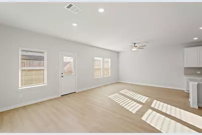 25427 Blossom Court, Montgomery, TX 77316 - Photo 11