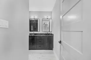 7963 Miley St, Houston, TX 77028 - Photo 21