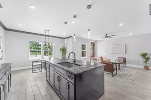 7963 Miley St, Houston, TX 77028 - Photo 7