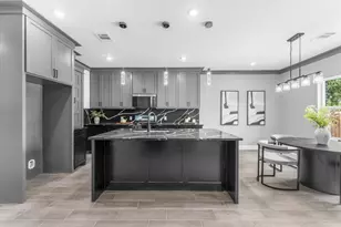 7963 Miley St, Houston, TX 77028 - Photo 5