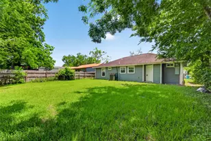 3031 Groton Dr, Houston, TX 77051 - Photo 31