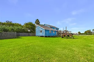 4607 Swan St, Hitchcock, TX 77563 - Photo 49
