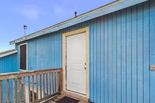 4607 Swan St, Hitchcock, TX 77563 - Photo 45