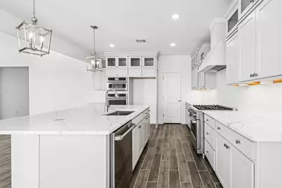 12822 Old Fashion Circle, Mont Belvieu, TX 77535 - Photo 3