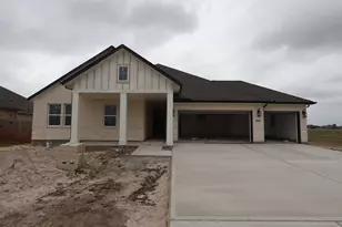 12822 Old Fashion Cir, Mont Belvieu, TX 77535 - Photo 1