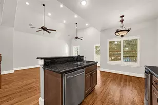 5206 Washington Ave, Houston, TX 77007 - Photo 11