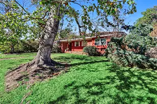 203 Princess Dr, Houston, TX 77034 - Photo 9