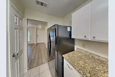 7 Redberry Court, The Woodlands, TX 77381 - Photo 7