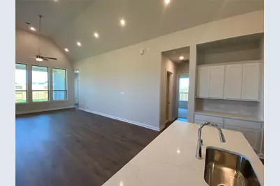 12222 Hudson Drive, Mont Belvieu, TX 77523 - Photo 3