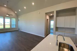12222 Hudson Dr, Mont Belvieu, TX 77523 - Photo 3