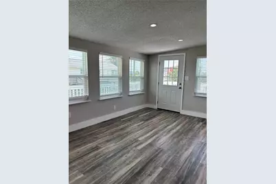 4110 3rd Street, Galveston, TX 77554 - Photo 3