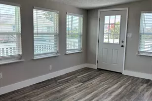 4110 3rd St, Galveston, TX 77554 - Photo 3