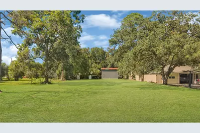 901 Elizabeth Avenue, Rosenberg, TX 77471 - Photo 1