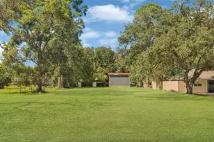 901 Elizabeth Ave, Rosenberg, TX 77471 - Photo 1
