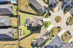 215 Nirnroot Ct, Montgomery, TX 77316 - Photo 1