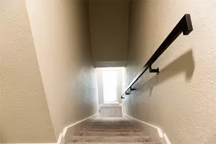 2100 Tanglewilde St, Houston, TX 77063 - Photo 19