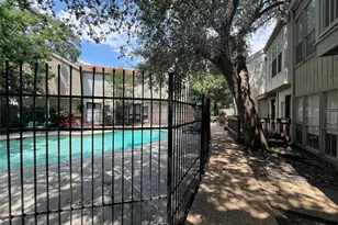 2100 Tanglewilde St, Houston, TX 77063 - Photo 33