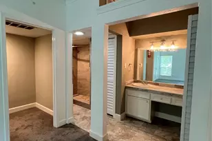 2100 Tanglewilde St, Houston, TX 77063 - Photo 27