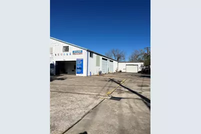 7810 Hammerly Boulevard, Houston, TX 77055 - Photo 5