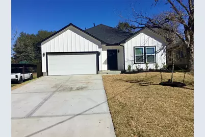 924 E 2nd Street, Bellville, TX 77418 - Photo 1