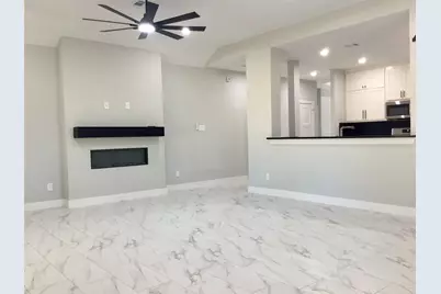 924 E 2nd Street, Bellville, TX 77418 - Photo 17