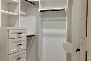 924 E 2nd St, Bellville, TX 77418 - Photo 27