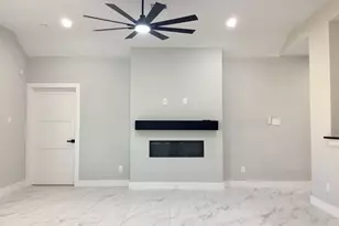 924 E 2nd St, Bellville, TX 77418 - Photo 15