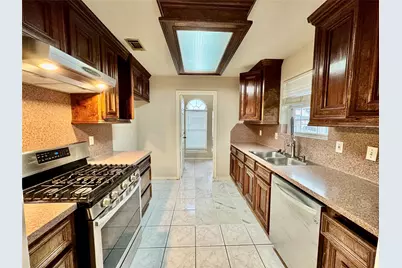 11638 Highland Meadow Drive, Houston, TX 77089 - Photo 7