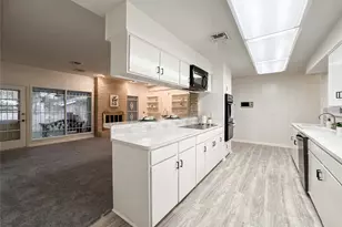 5126 Berry Creek Dr, Houston, TX 77017 - Photo 29